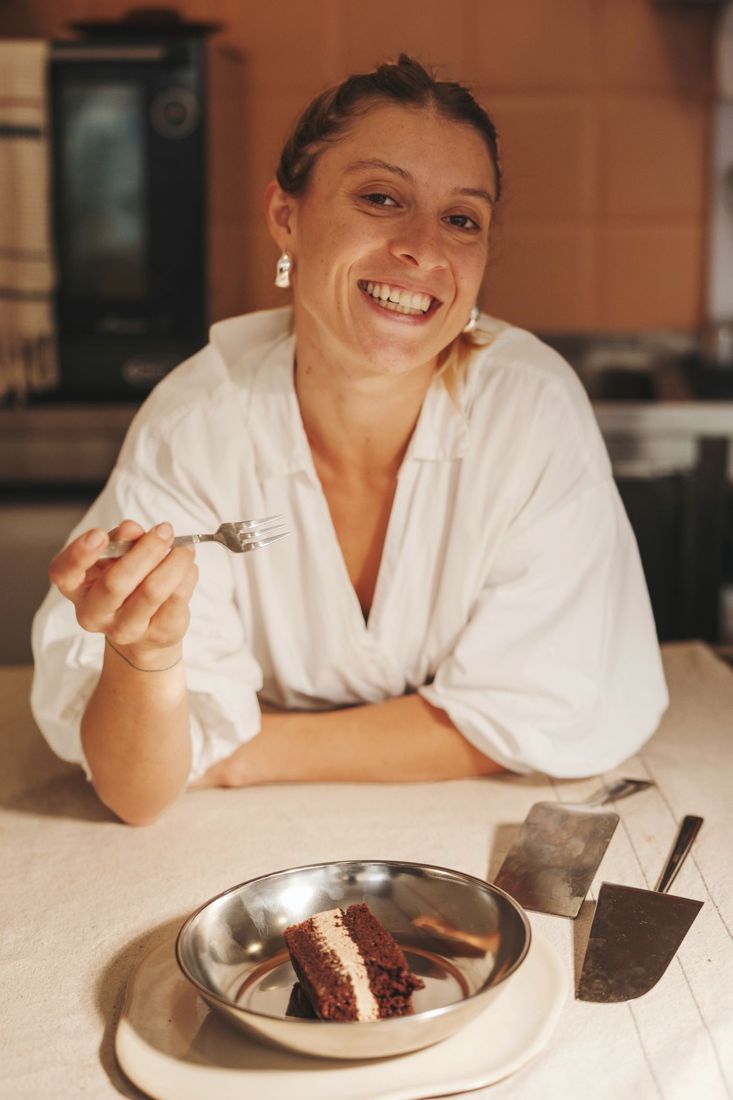 Fernanda smiling at her counter